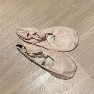 capezio ballet flats